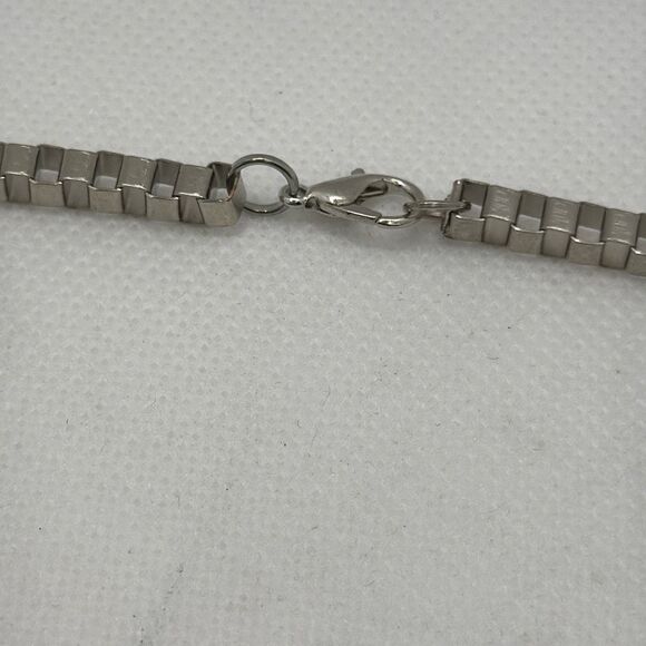 NWOT Angry skull pendant with box chain - Picture 4 of 7